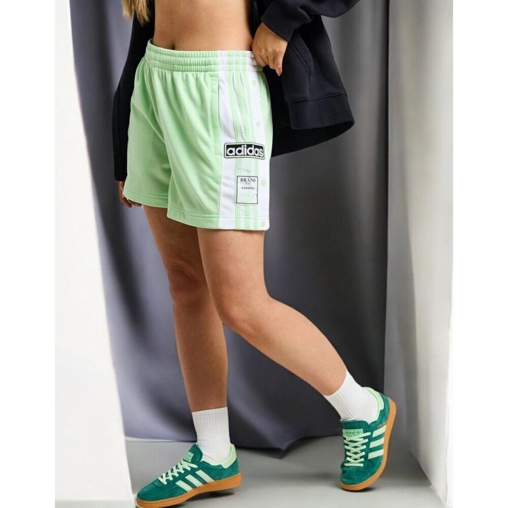 Adidas Originals Adibreak Shorts Large Green Elastic Waist Snap Logo Detail NEW - Picture 4 of 9
